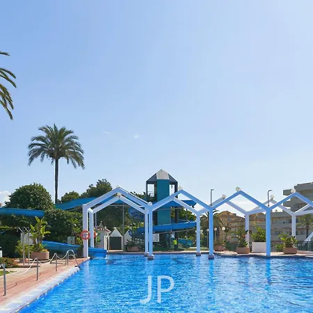 Апартаменти Benalbeach Bright And Quiet Terrace With Garden And Sea Views Бенальмадена